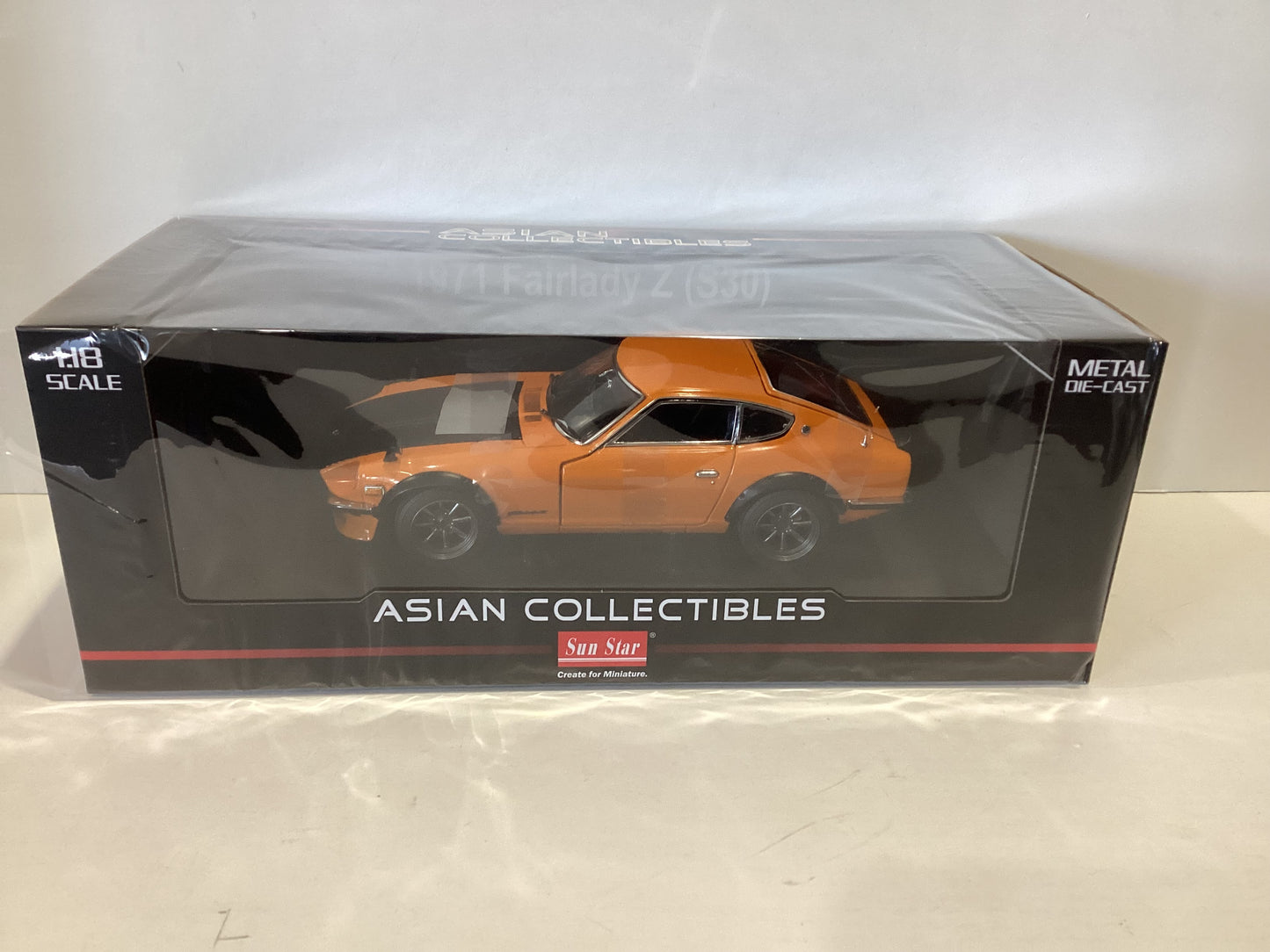 1/18 Sun Star Asian Collectibles 1971 Nissan Fairlady Z (S30)