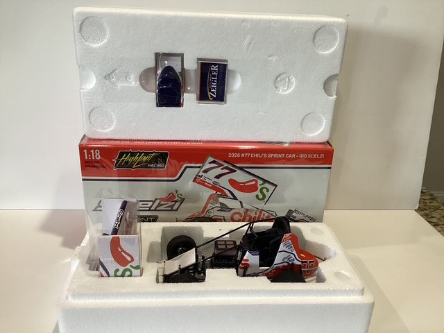 1/18 ACME Gio Scelzi #77 Chili's 2026 Sprint Car