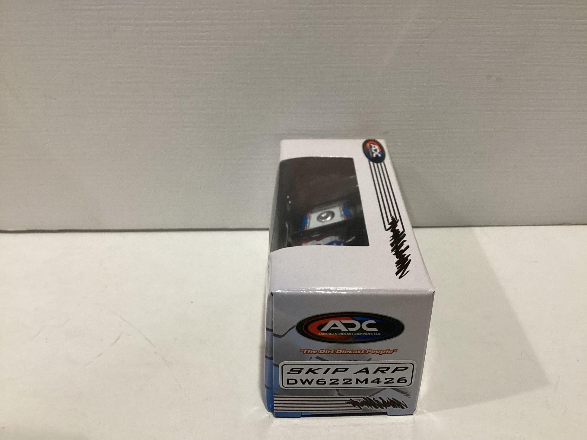 1/64 ADC #31 Skip Arp 2022 Dirt Late Model – Sink's Garage