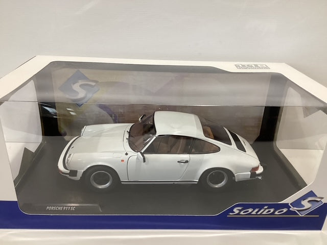 1/18 Solido Porsche 911 3.0 SC Grandprixweiss 1974