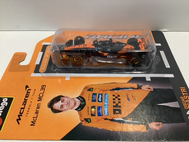 1/64 Burago #81 Oscar Piastri Mclaren MCL39 Chrome Formula 1 Racing Car